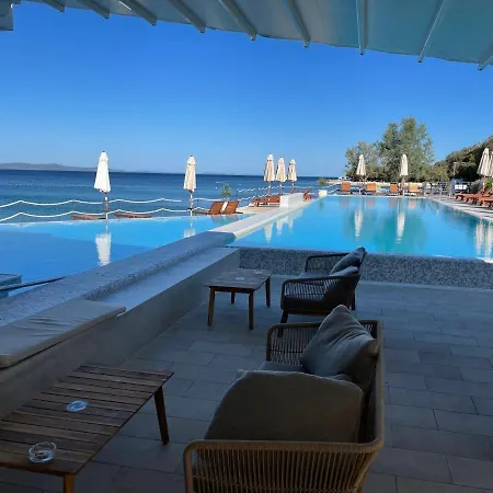 Apartment Luxury Two-floor In With Garden And Pool Petrcane