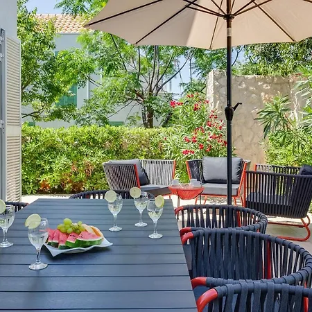 Apartment Luxury Two-floor In With Garden And Pool Petrcane