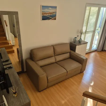 Apartment Luxury Two-floor In With Garden And Pool