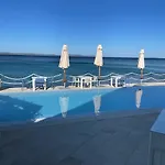 Luxury Two-floor In With Garden And Pool *