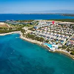 Luxury Two-floor In With Garden And Pool Appartamento *