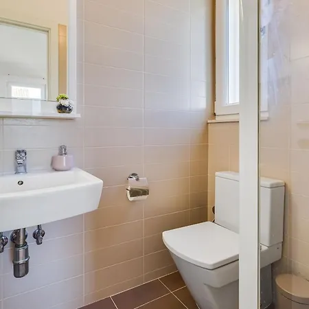 Apartmán Luxury Two-floor In With Garden And Pool *
