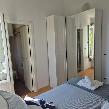 Luxury Two-floor In With Garden And Pool * Petrcane