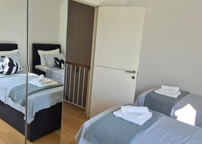 Luxury Two-floor In With Garden And Pool * Petrcane